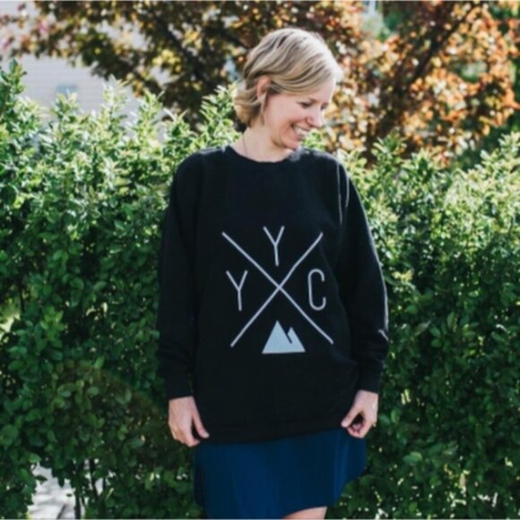 Local Laundry Tops - Local Laundry YYC Green Mountain Outdoor Cotton Hiking Lounge Sweatshirt S